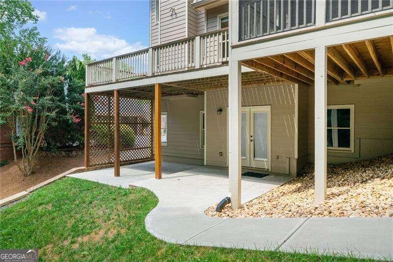 Lake Sovereign - Residential