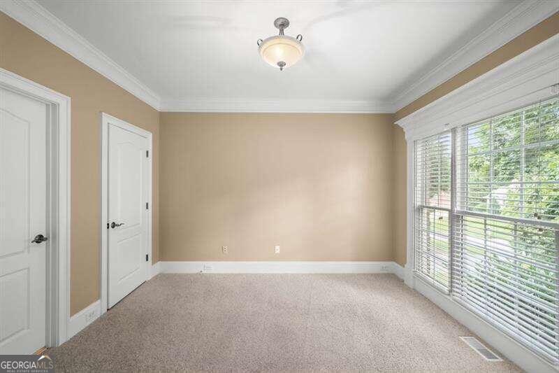 Lake Sovereign - Residential