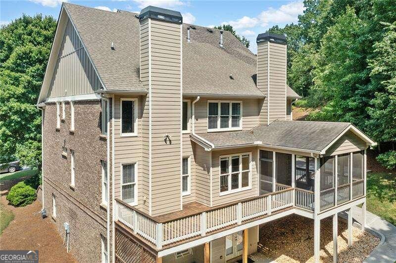 Lake Sovereign - Residential