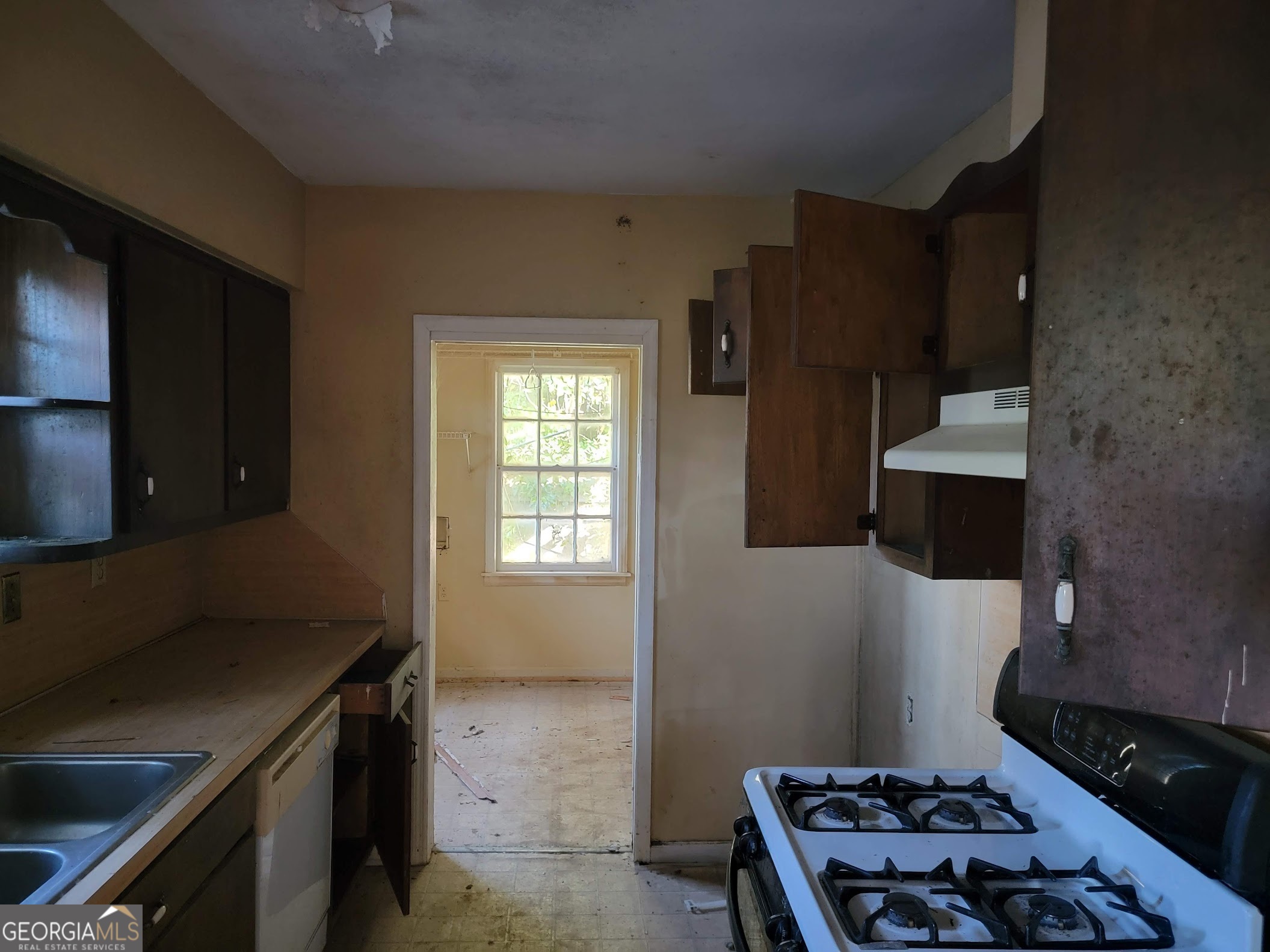 5526 Buena Vista RD