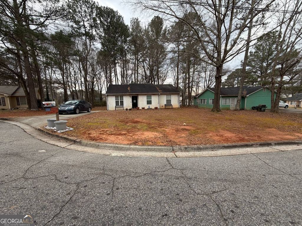 Photo of 1137 Reed Place, Monroe, GA 30655 (MLS # 10685312)