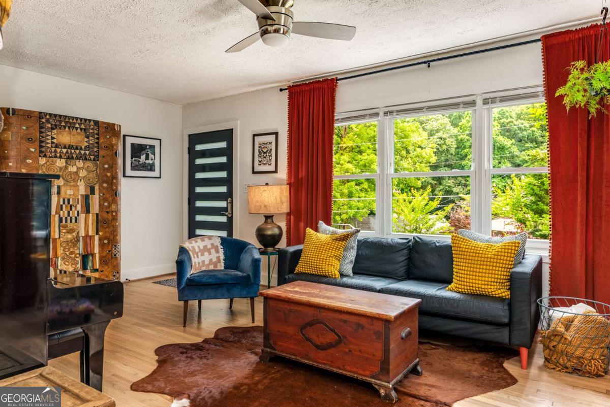 2468 Fallview TER