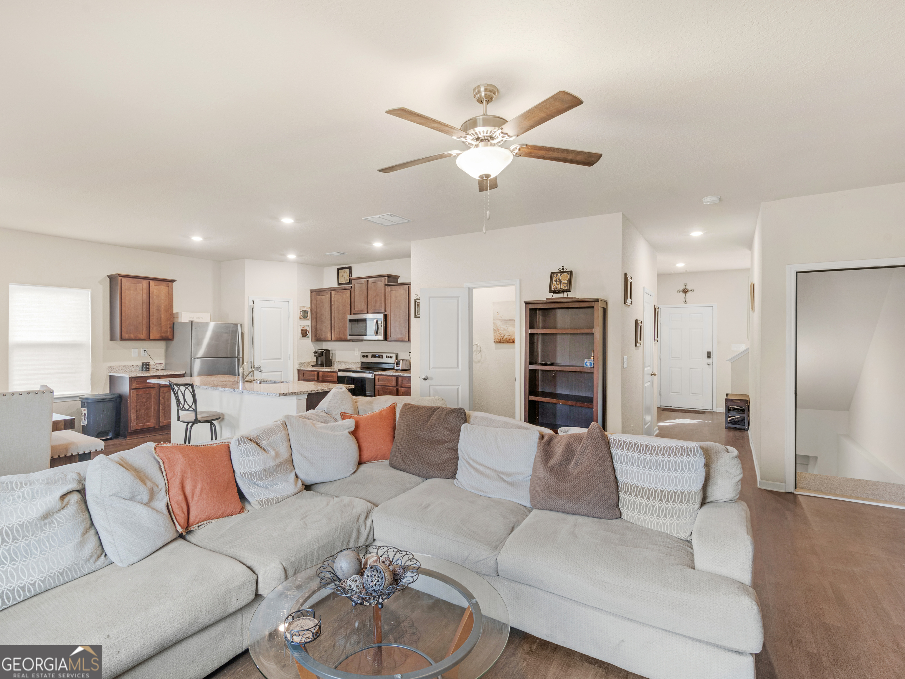 Saddle Ridge @ Annewekee Trail - Residential