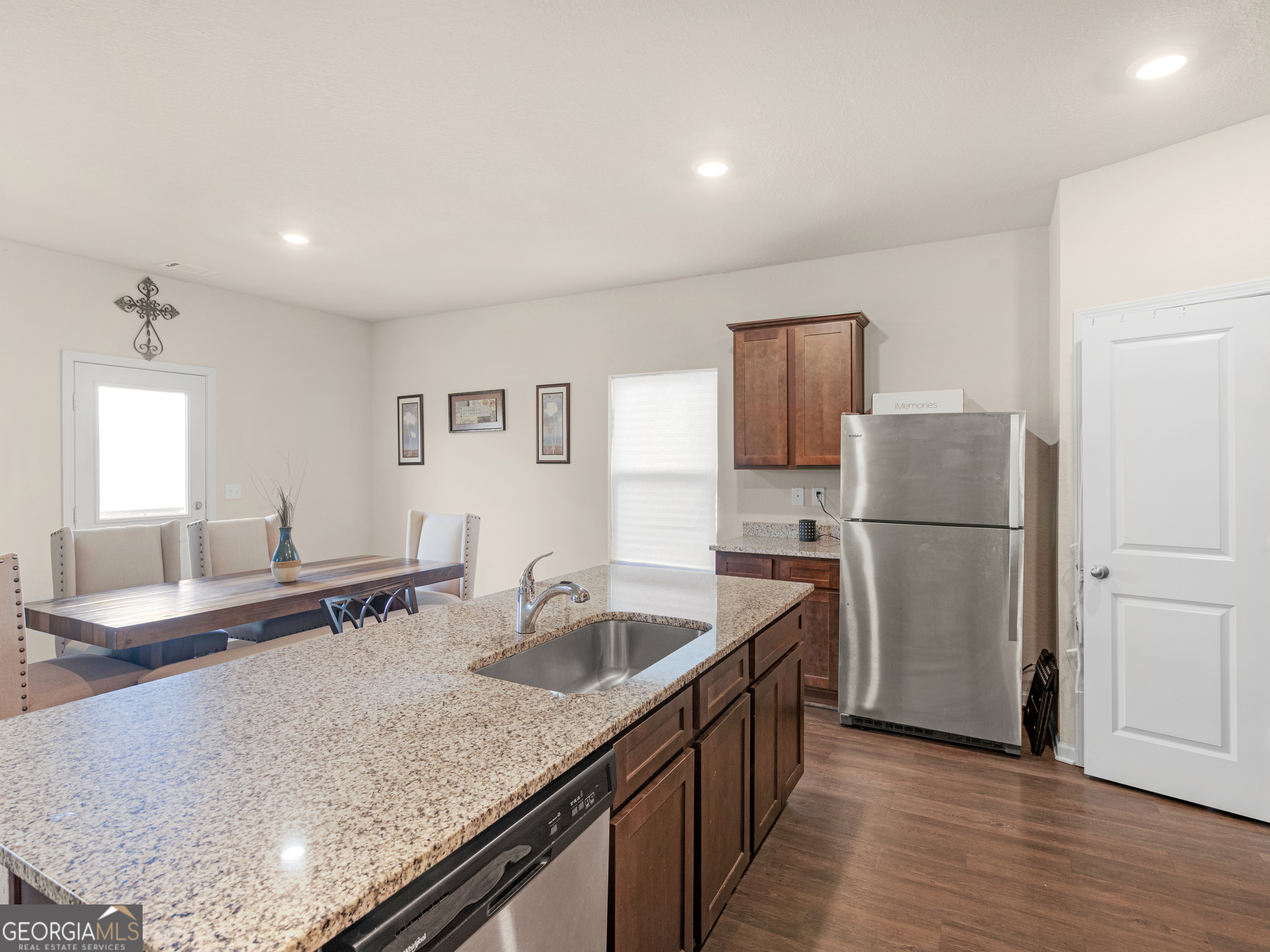 Saddle Ridge @ Annewekee Trail - Residential