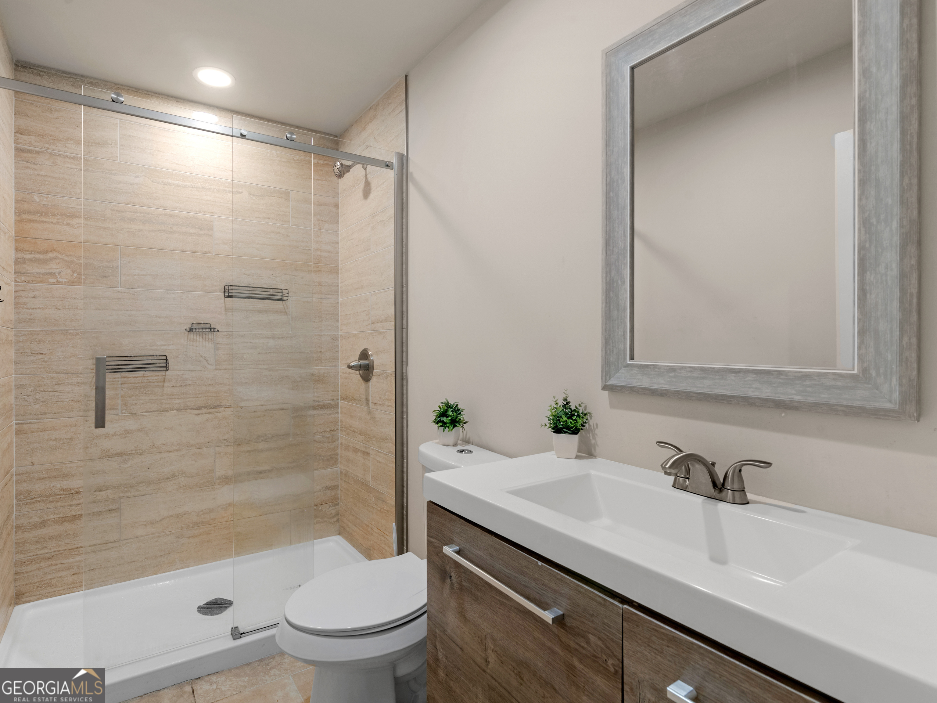 Saddle Ridge @ Annewekee Trail - Residential