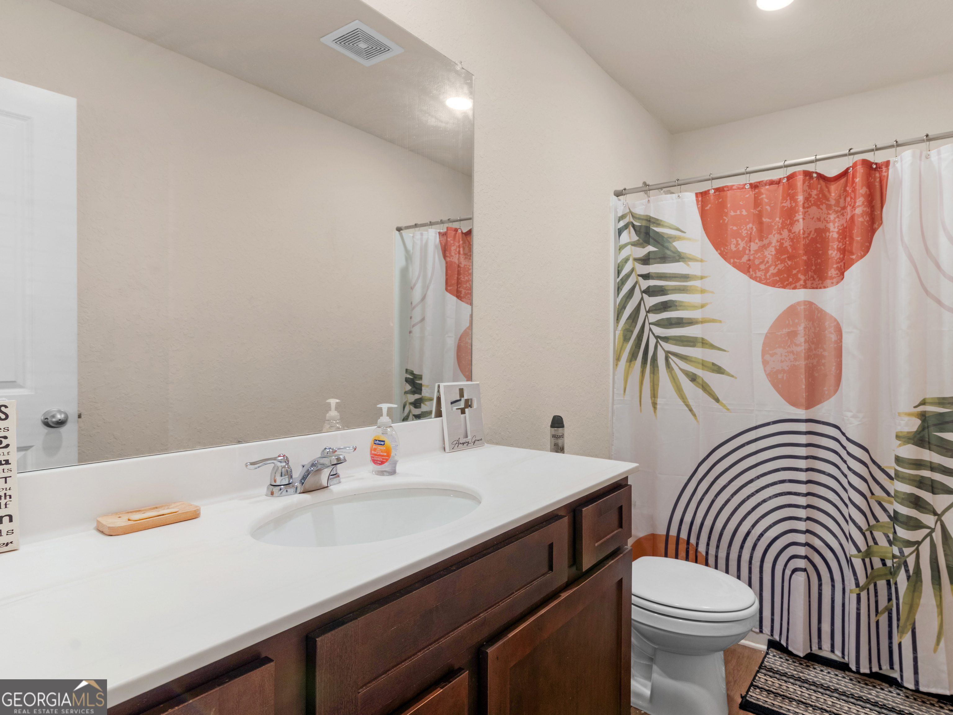 Saddle Ridge @ Annewekee Trail - Residential