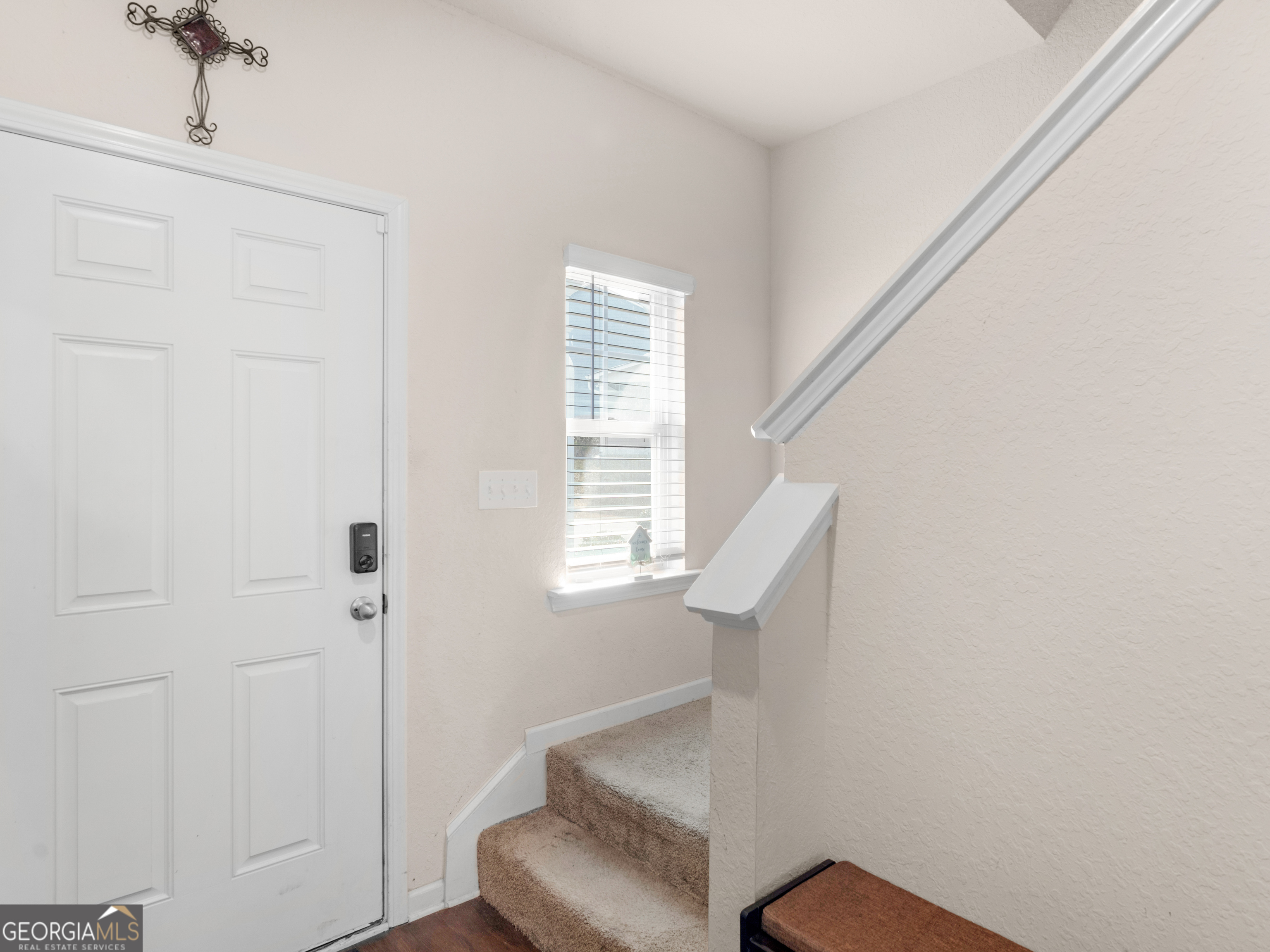 Saddle Ridge @ Annewekee Trail - Residential