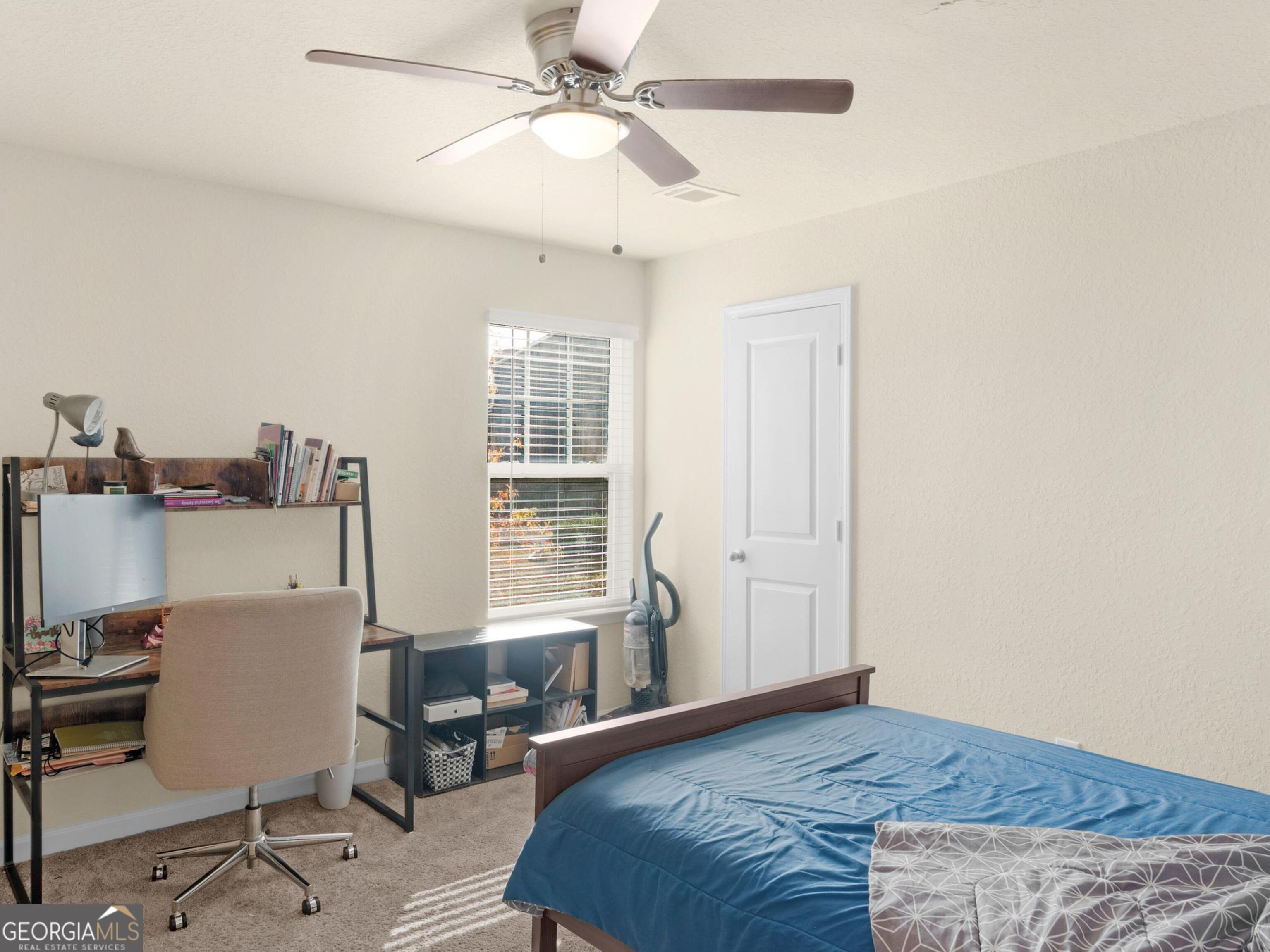 Saddle Ridge @ Annewekee Trail - Residential