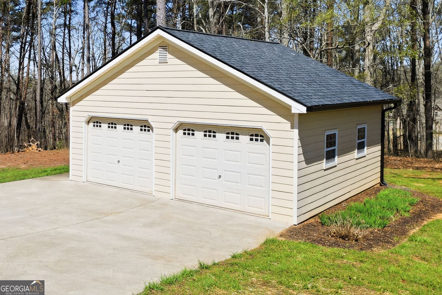 2235 Lower Burris RD