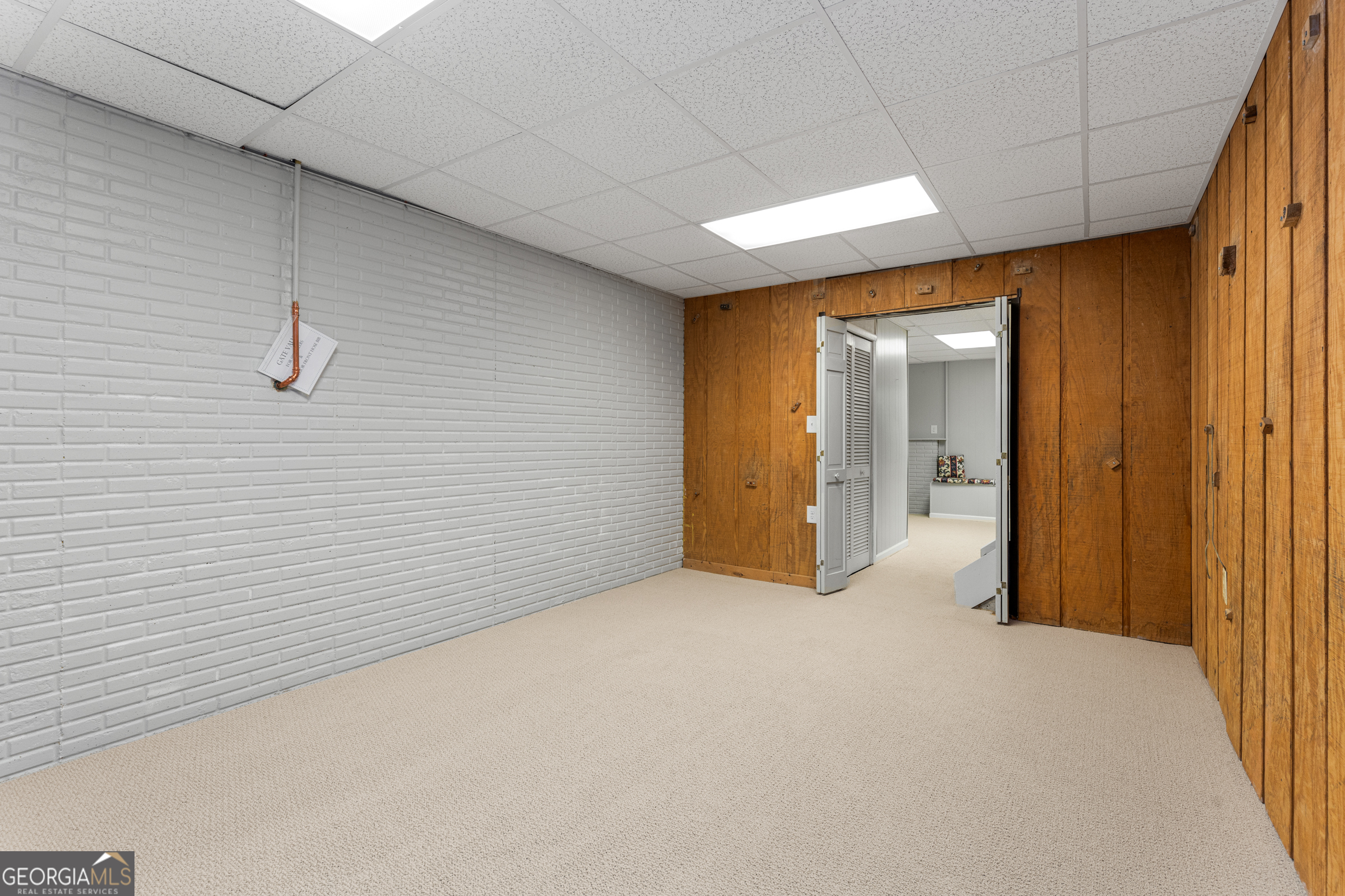 2240 Six Branches DR