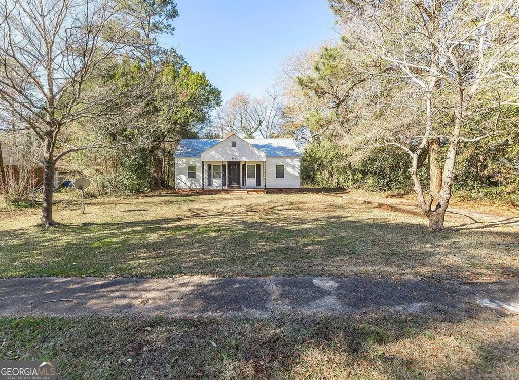 Photo of 407 Forrest Drive, Fort Valley, GA 31030 (MLS # 10737006)