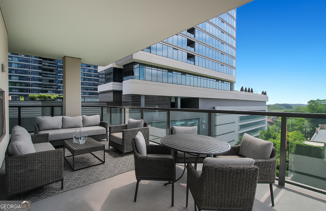867 Peachtree ST NE 702