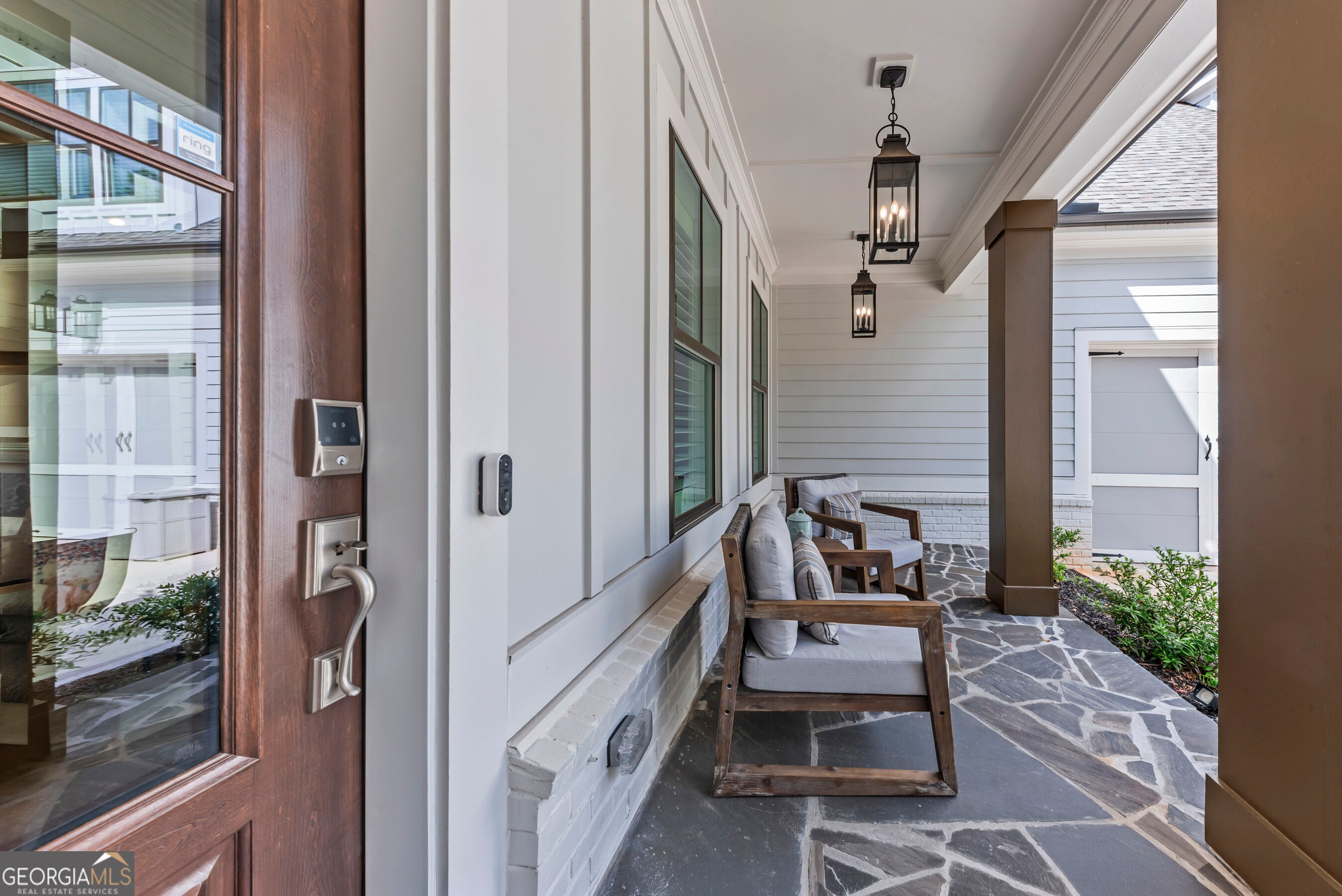 1141 Glen Eagle DR
