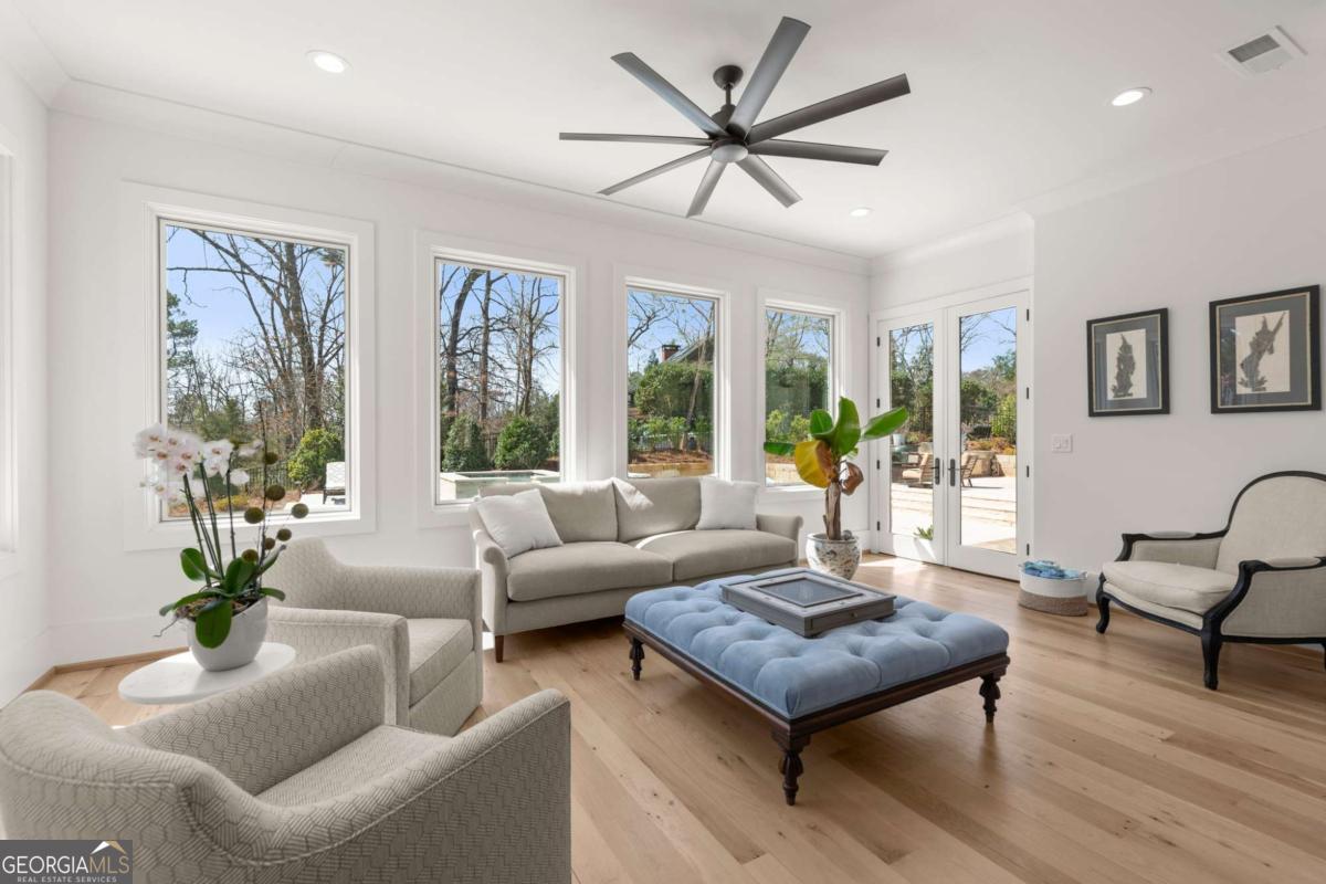 Atlanta Country Club - Residential