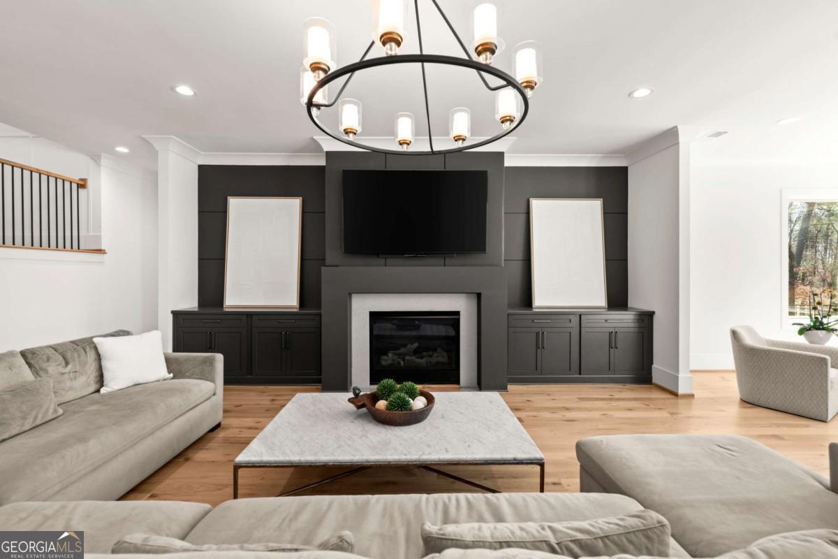 Atlanta Country Club - Residential
