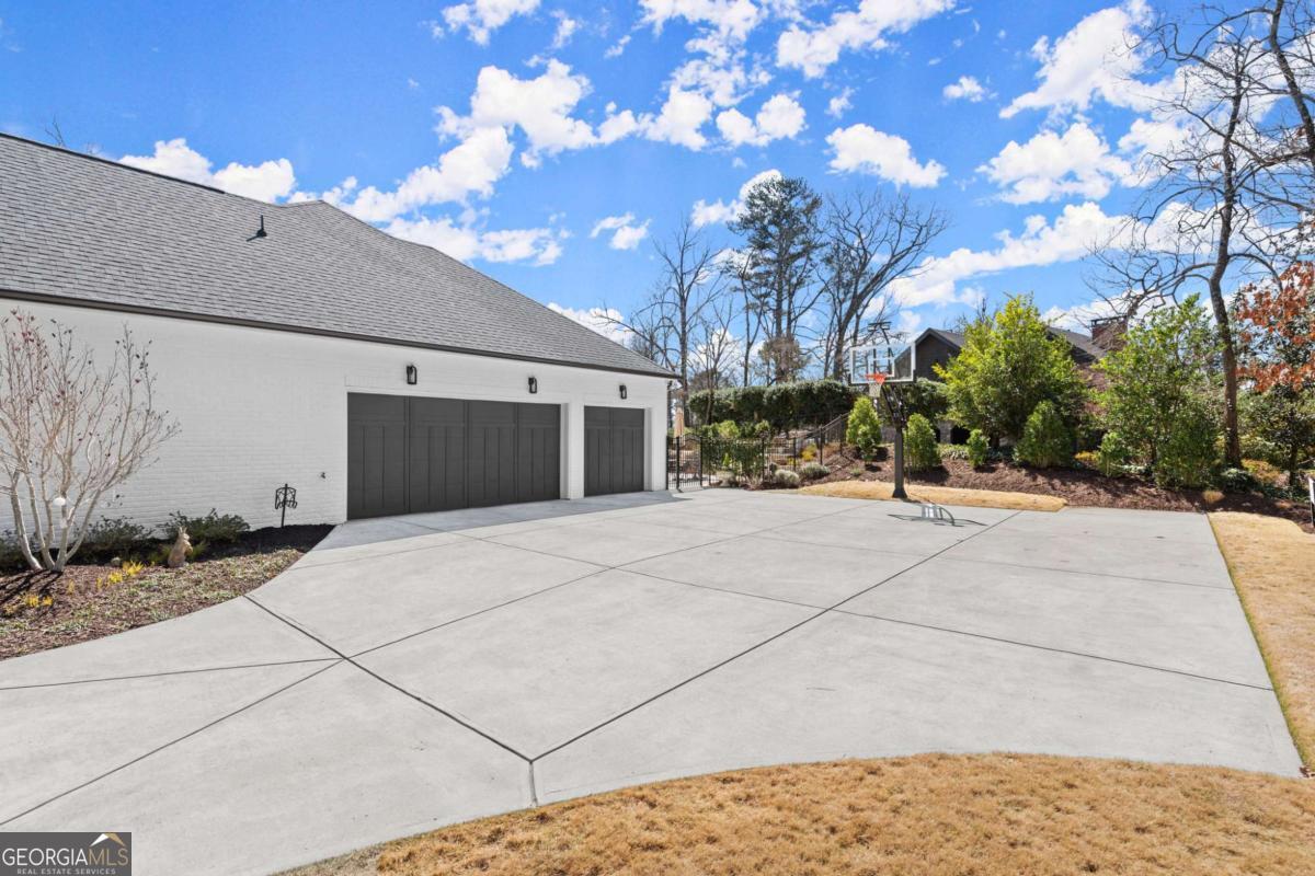 Atlanta Country Club - Residential
