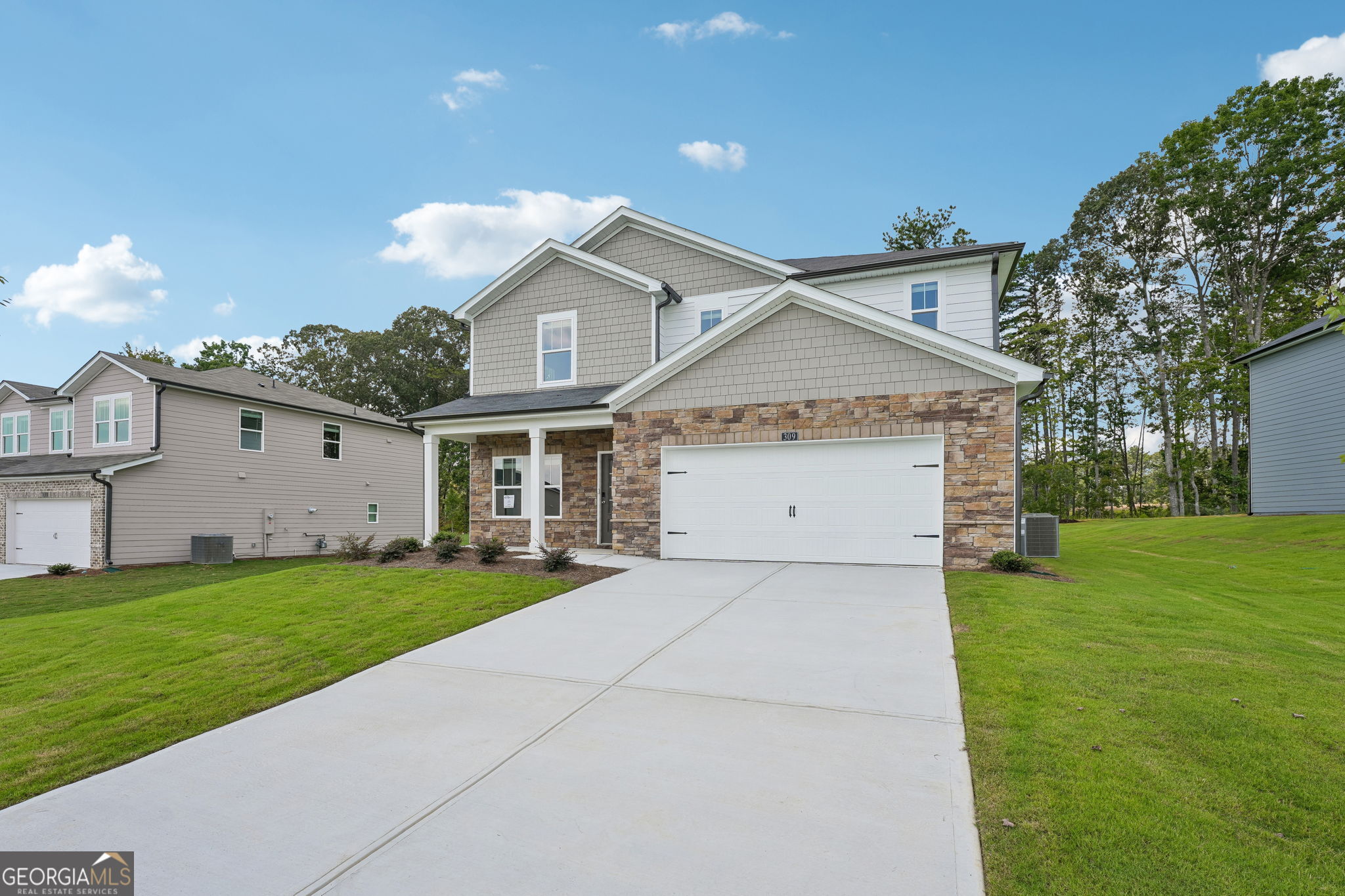 309 Table Rock WAY