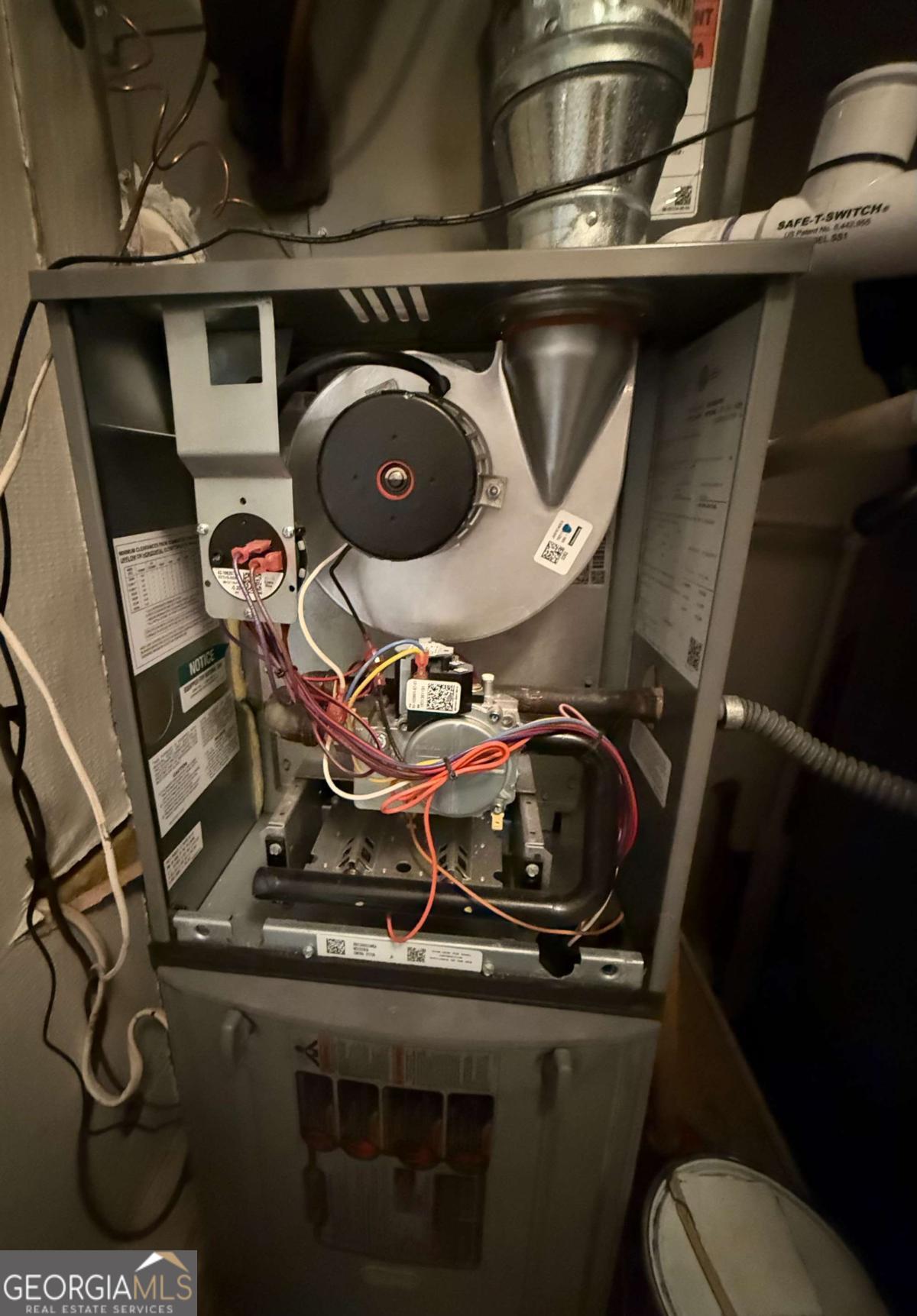 Cannon Gate Condominiums - Residential