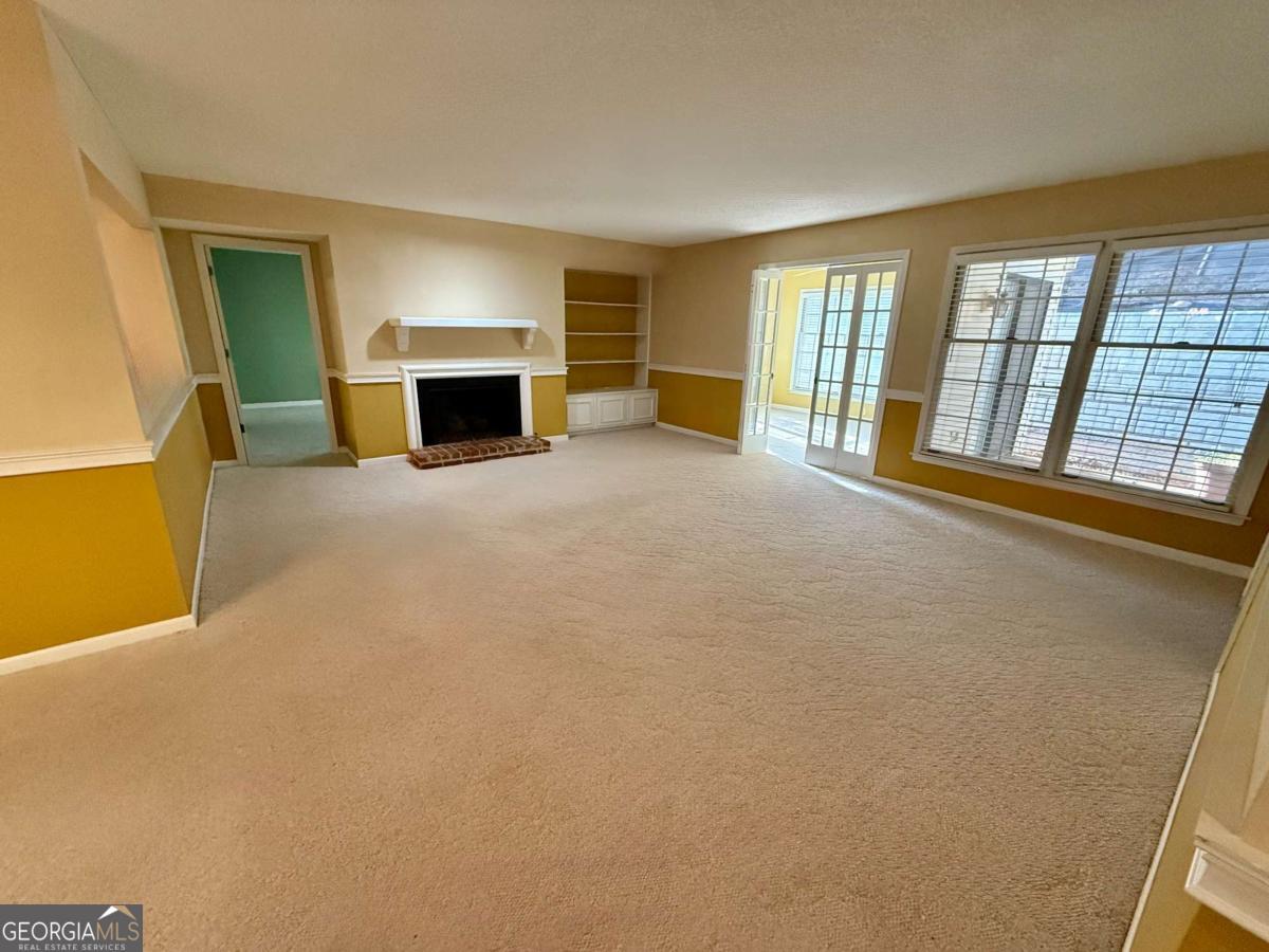 Cannon Gate Condominiums - Residential