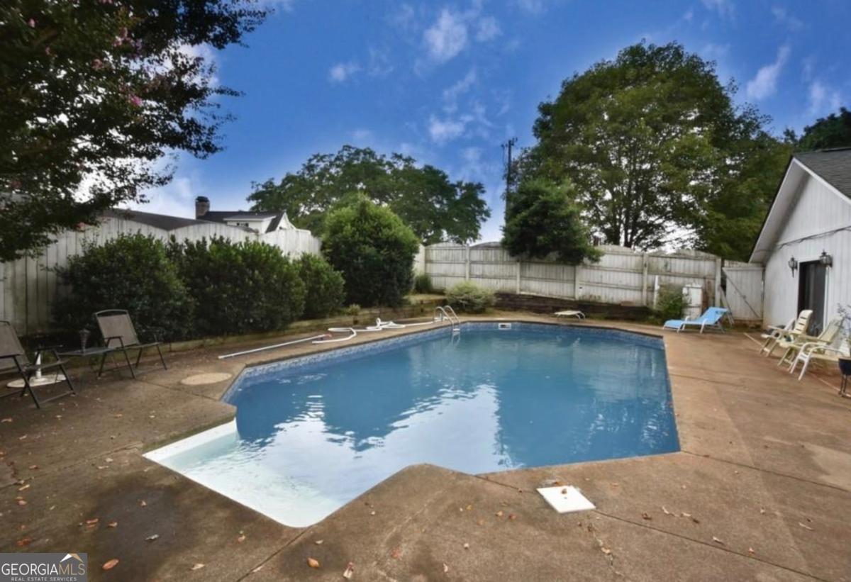 772 Old Lathemtown RD