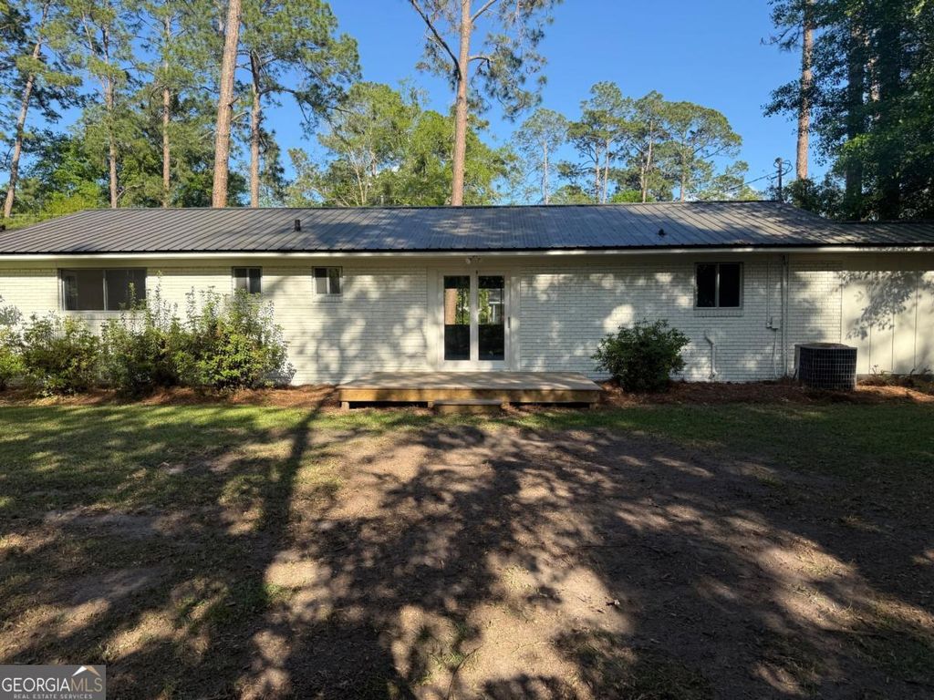 Photo of 147 Greenwood Street, Jesup, GA 31545 (MLS # 10724257)