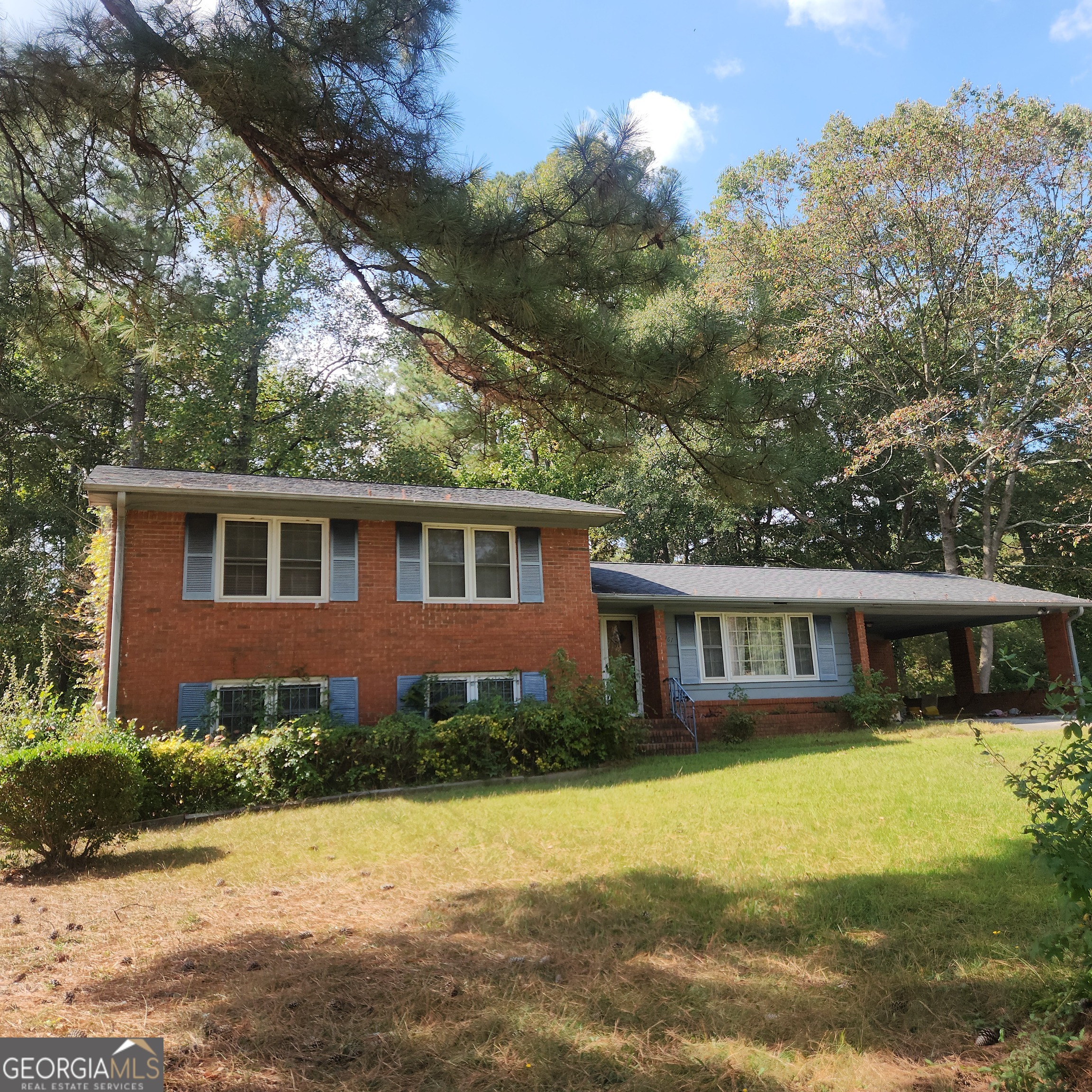 4461 Yates RD