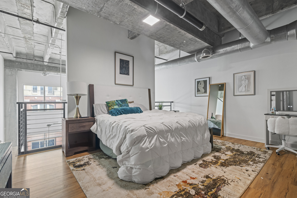 260 18th ST NW 10320
