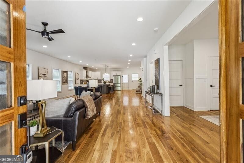 1533 Willowbrook DR SW