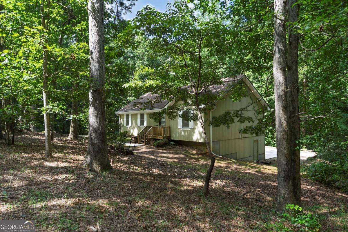 2202 Heath DR