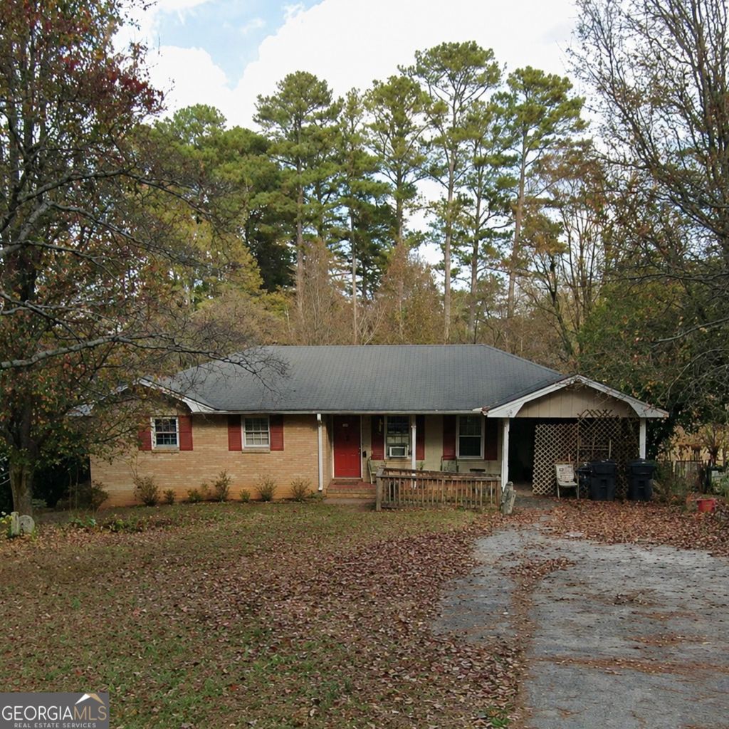 Photo of 214 Lester Road NW, Lawrenceville, GA 30044 (MLS # 10762172)