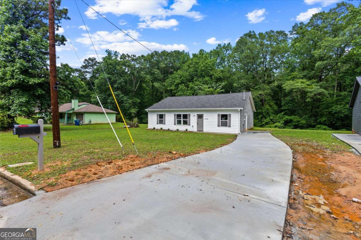 3730 Clearwater Dr