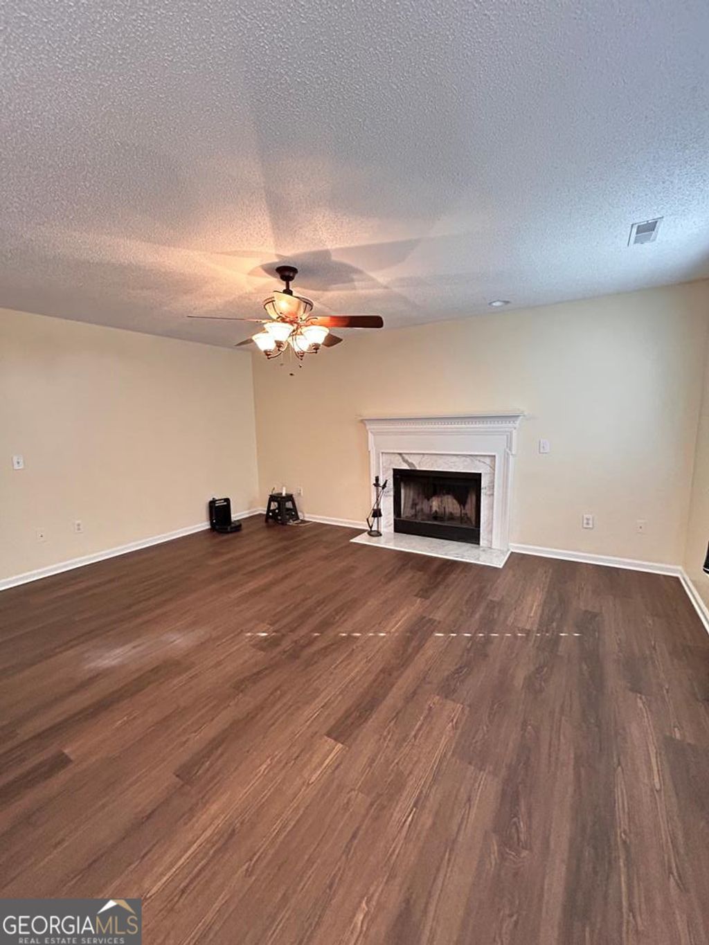 Photo of 1696 Red Oak Drive #184, Dalton, GA 30721 (MLS # 10673209)