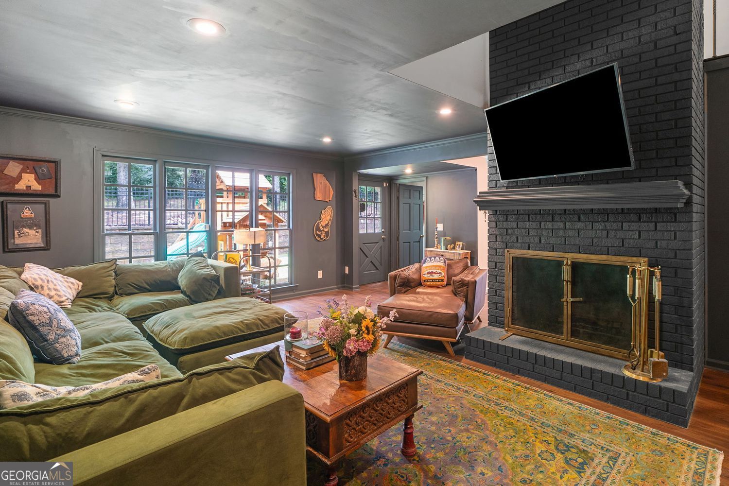 BURNT HICKORY HILLS - Residential