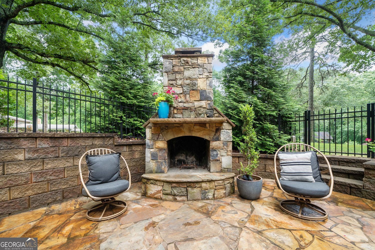 BURNT HICKORY HILLS - Residential