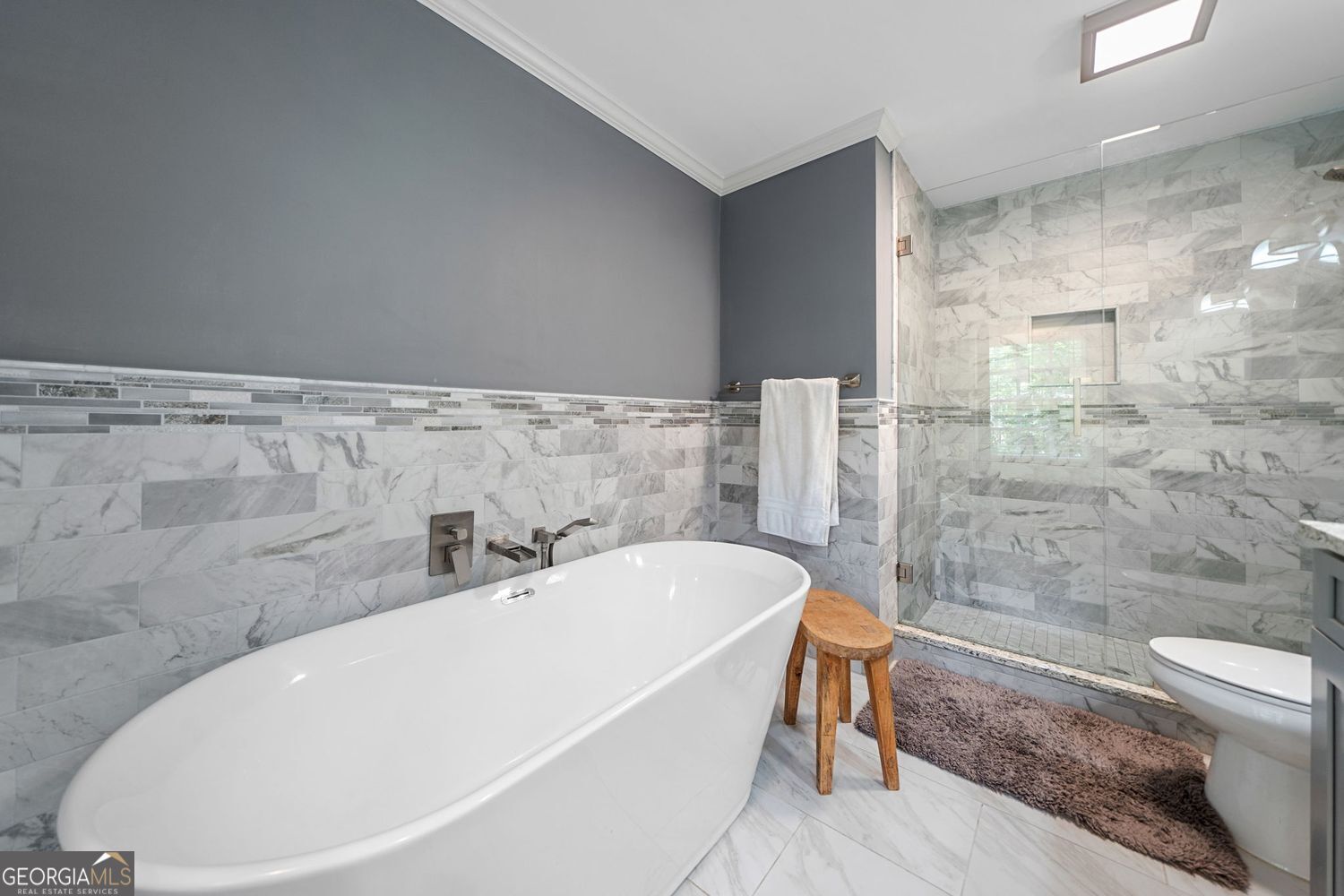 BURNT HICKORY HILLS - Residential