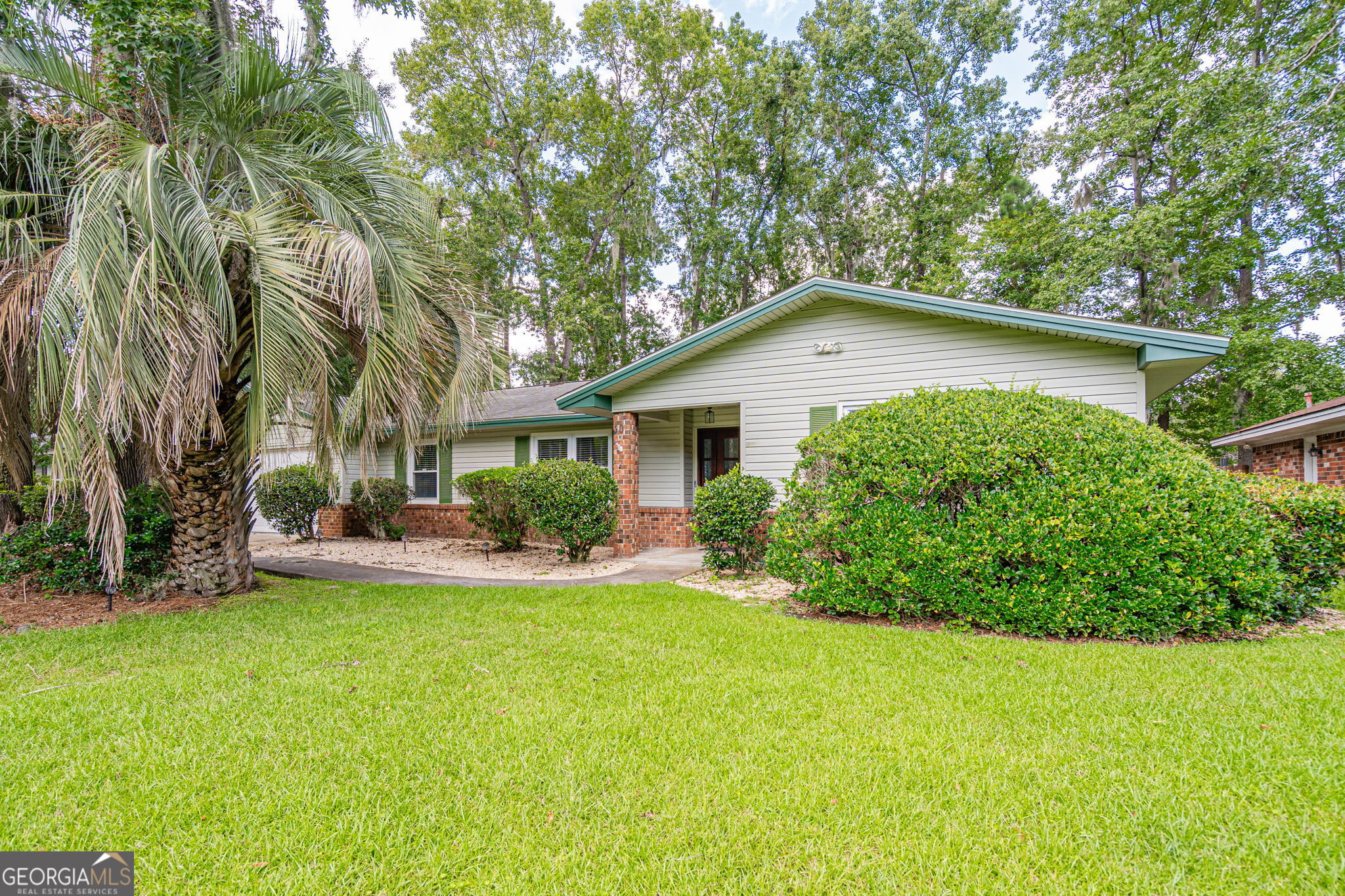 10 Barrington CIR