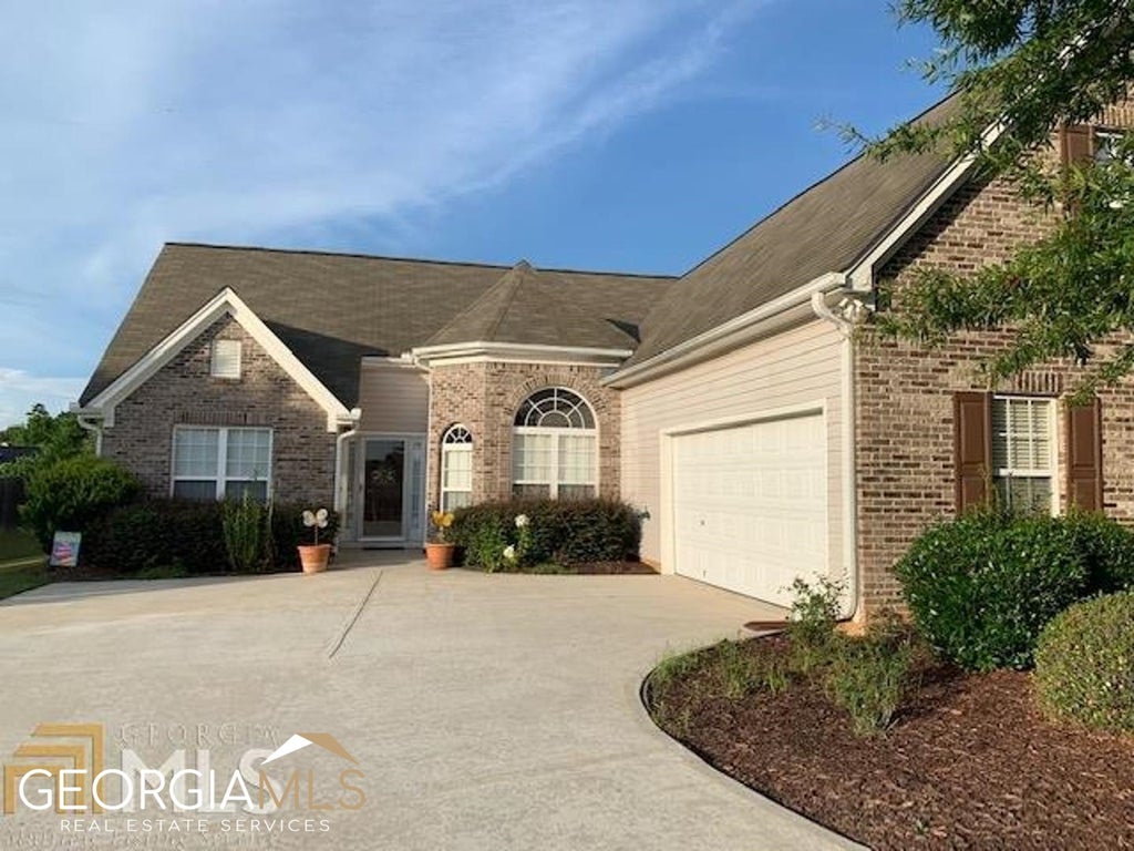 Photo of 3816 Landing Terrace, Loganville, GA 30052 (MLS # 10815950)
