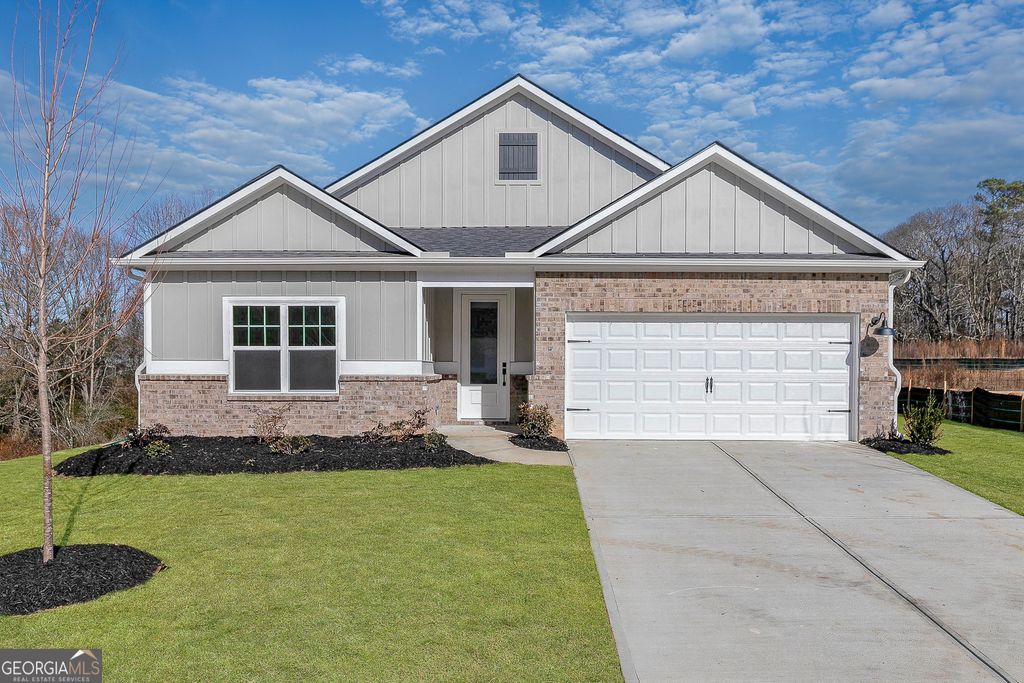 Photo of 419 Sunfish Cir, Jefferson, GA 30548 (MLS # 10700046)