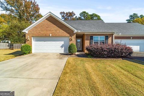 Photo of 252 Blackwood Place SE, Calhoun, GA 30701 (MLS # 10639394)