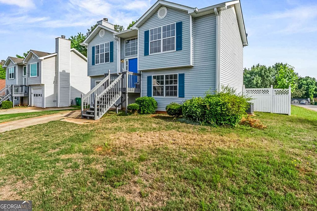 Photo of 3310 Landgraf Close, Decatur, GA 30034 (MLS # 10770846)