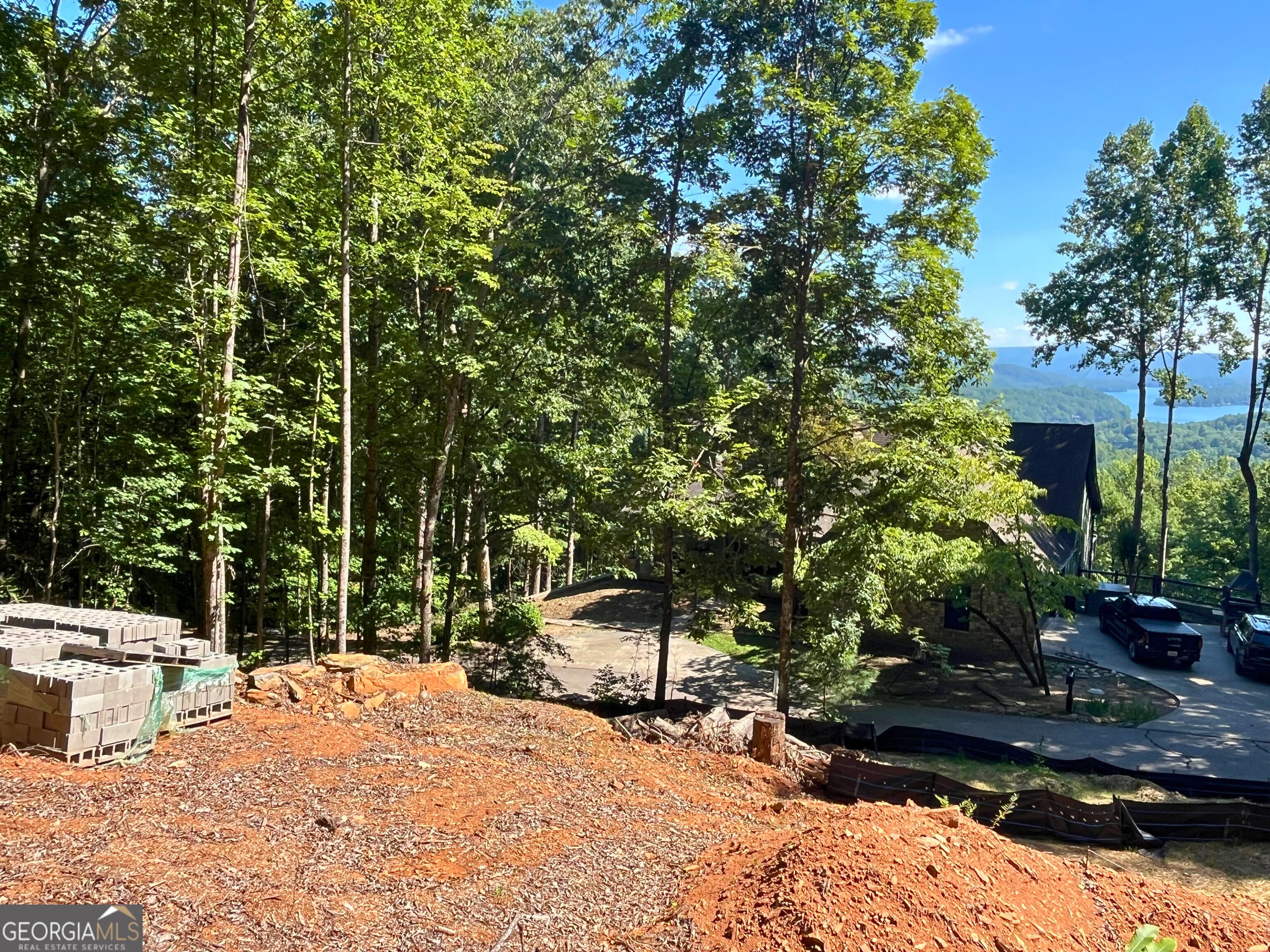 LOT 8 Lake VW