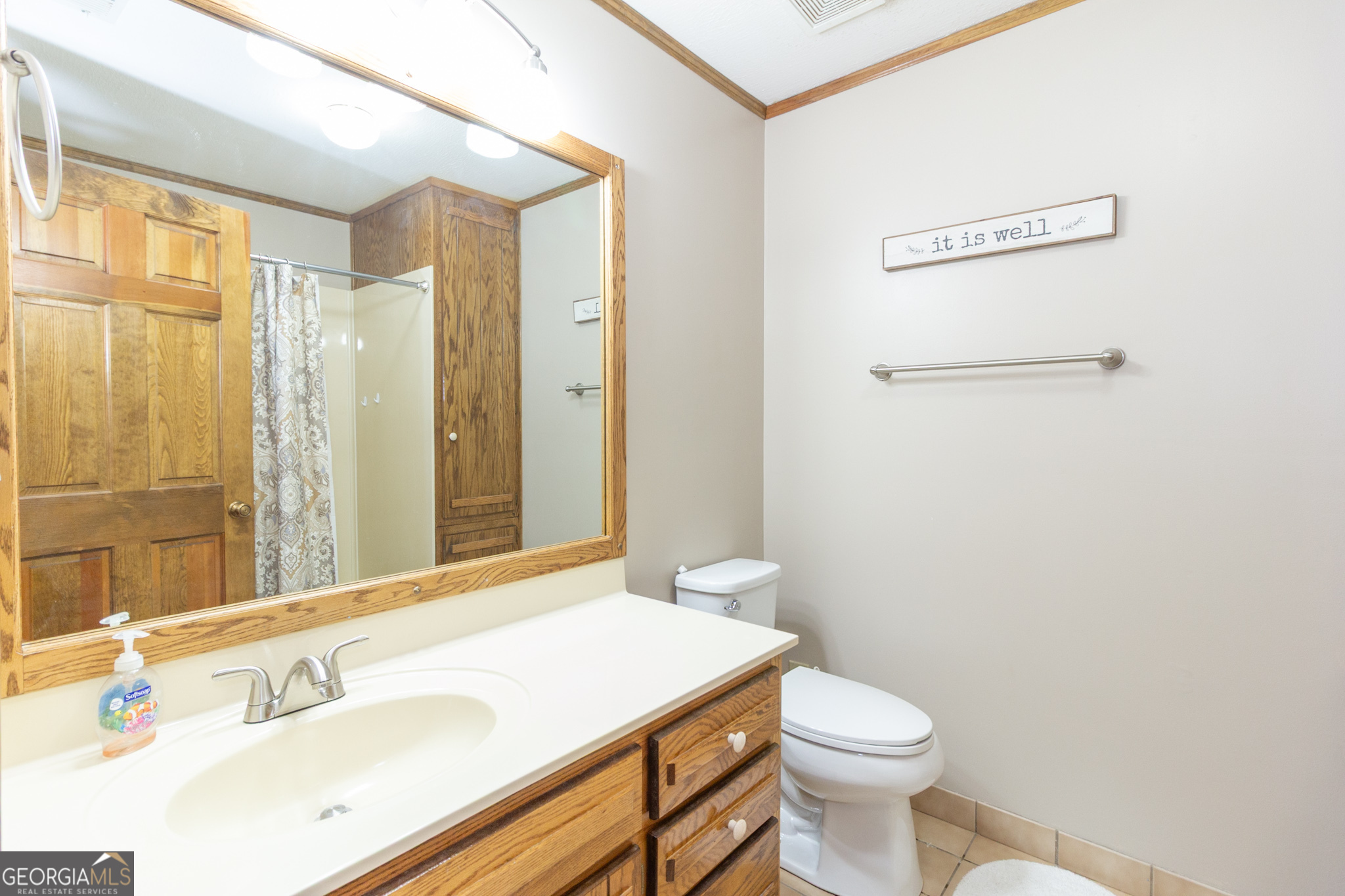 Fayetteville, Georgia 30215, United States, 5 Bedrooms Bedrooms, ,3 BathroomsBathrooms,Residential,Active,94833