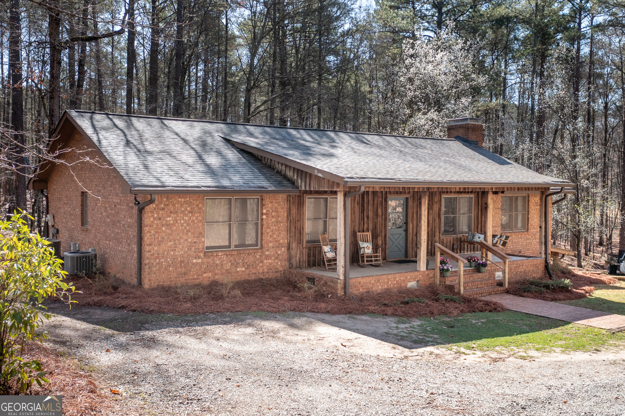 Fayetteville, Georgia 30215, United States, 5 Bedrooms Bedrooms, ,3 BathroomsBathrooms,Residential,Active,94833