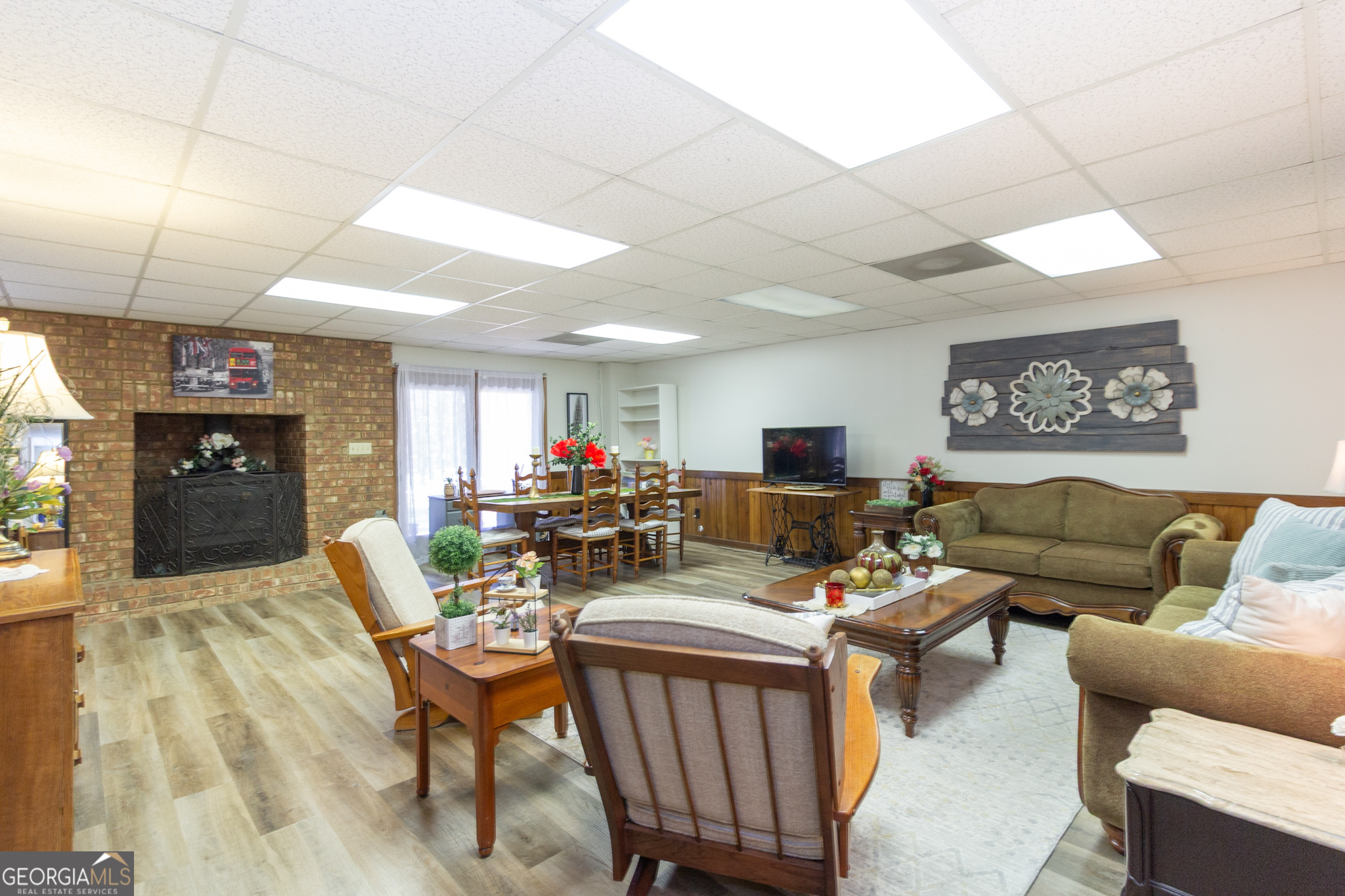 Fayetteville, Georgia 30215, United States, 5 Bedrooms Bedrooms, ,3 BathroomsBathrooms,Residential,Active,94833