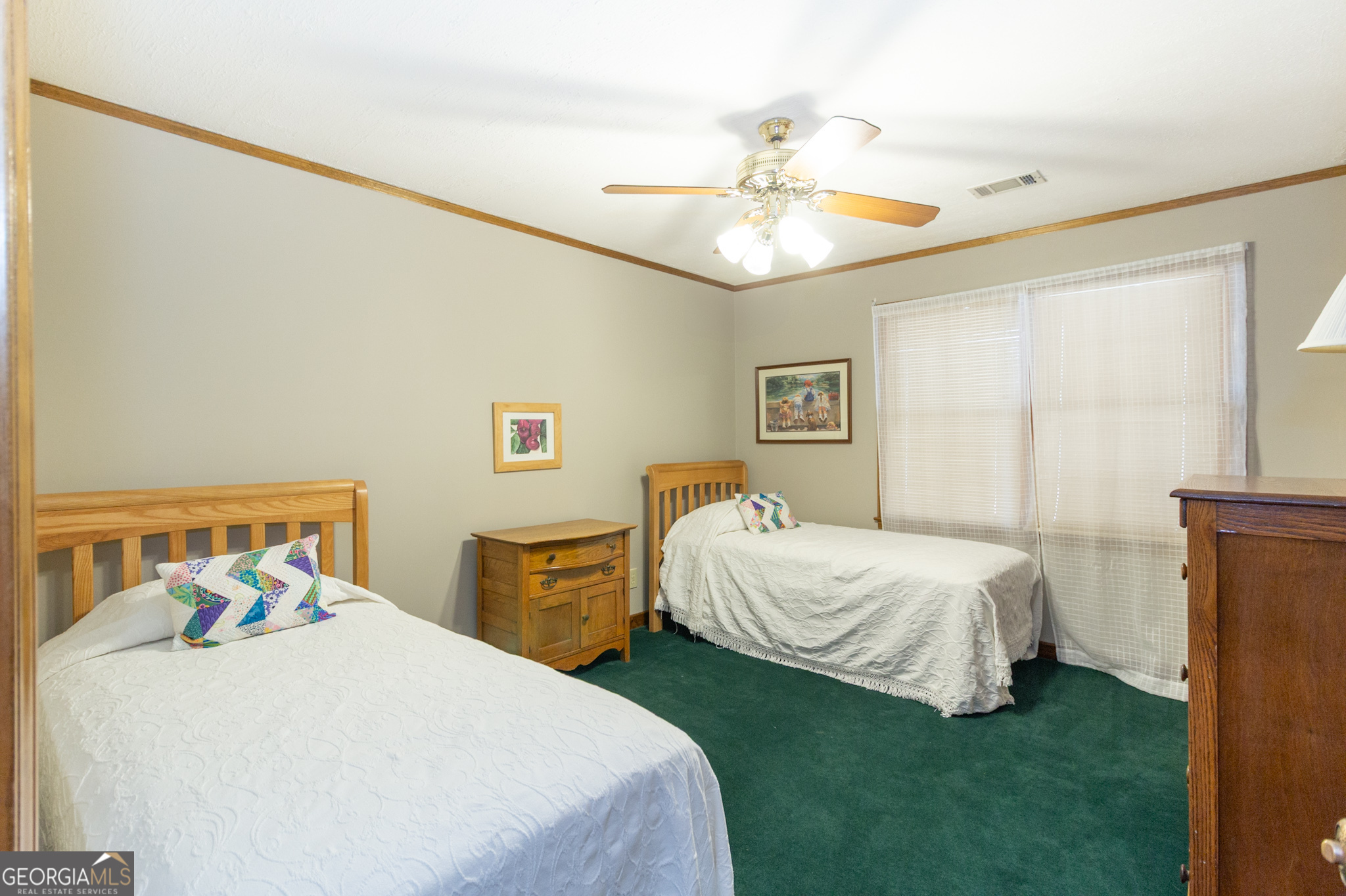 Fayetteville, Georgia 30215, United States, 5 Bedrooms Bedrooms, ,3 BathroomsBathrooms,Residential,Active,94833