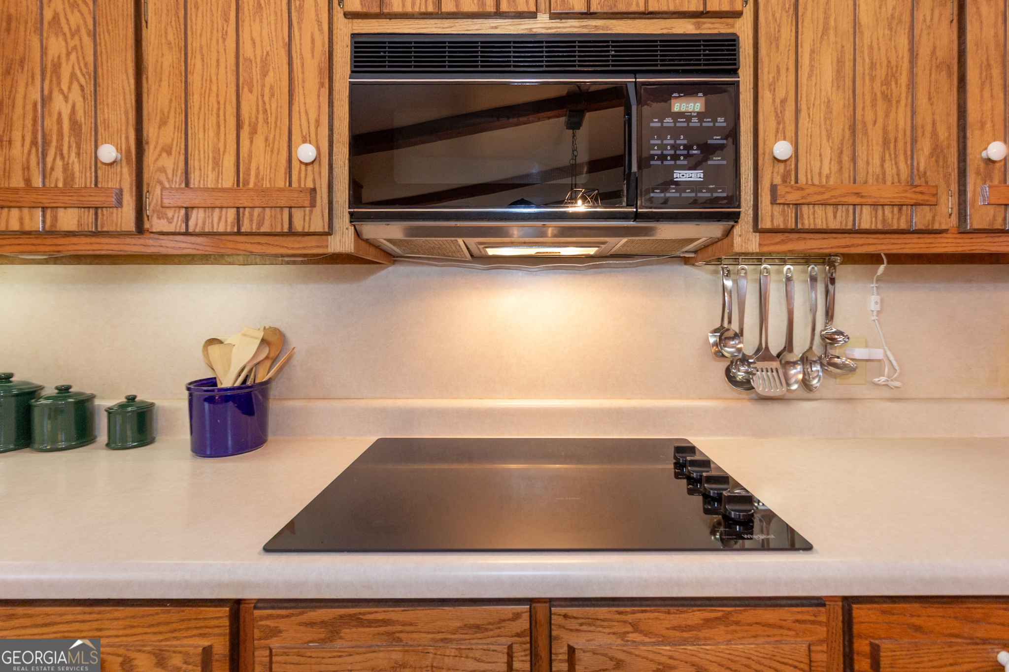 Fayetteville, Georgia 30215, United States, 5 Bedrooms Bedrooms, ,3 BathroomsBathrooms,Residential,Active,94833