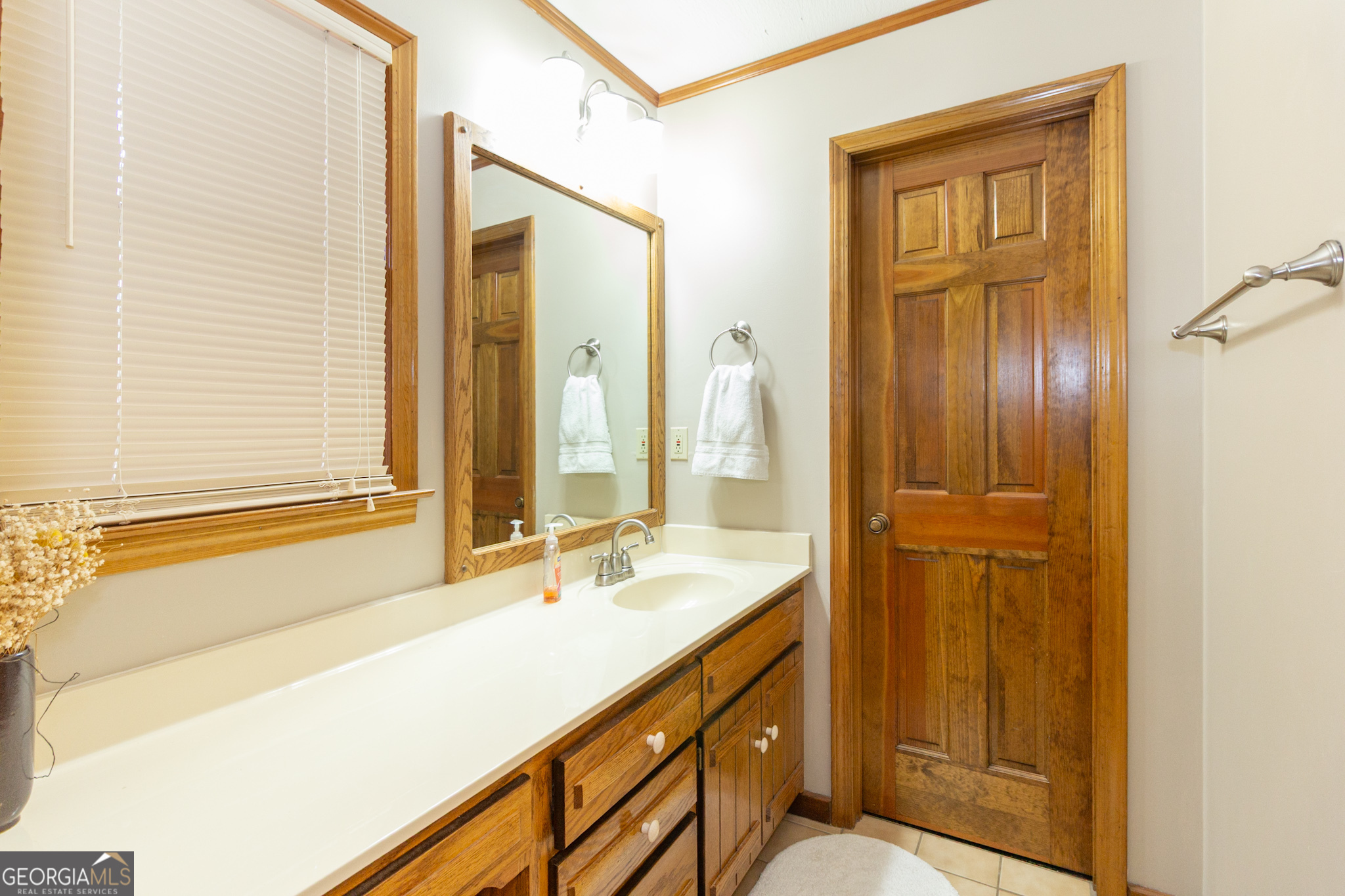 Fayetteville, Georgia 30215, United States, 5 Bedrooms Bedrooms, ,3 BathroomsBathrooms,Residential,Active,94833