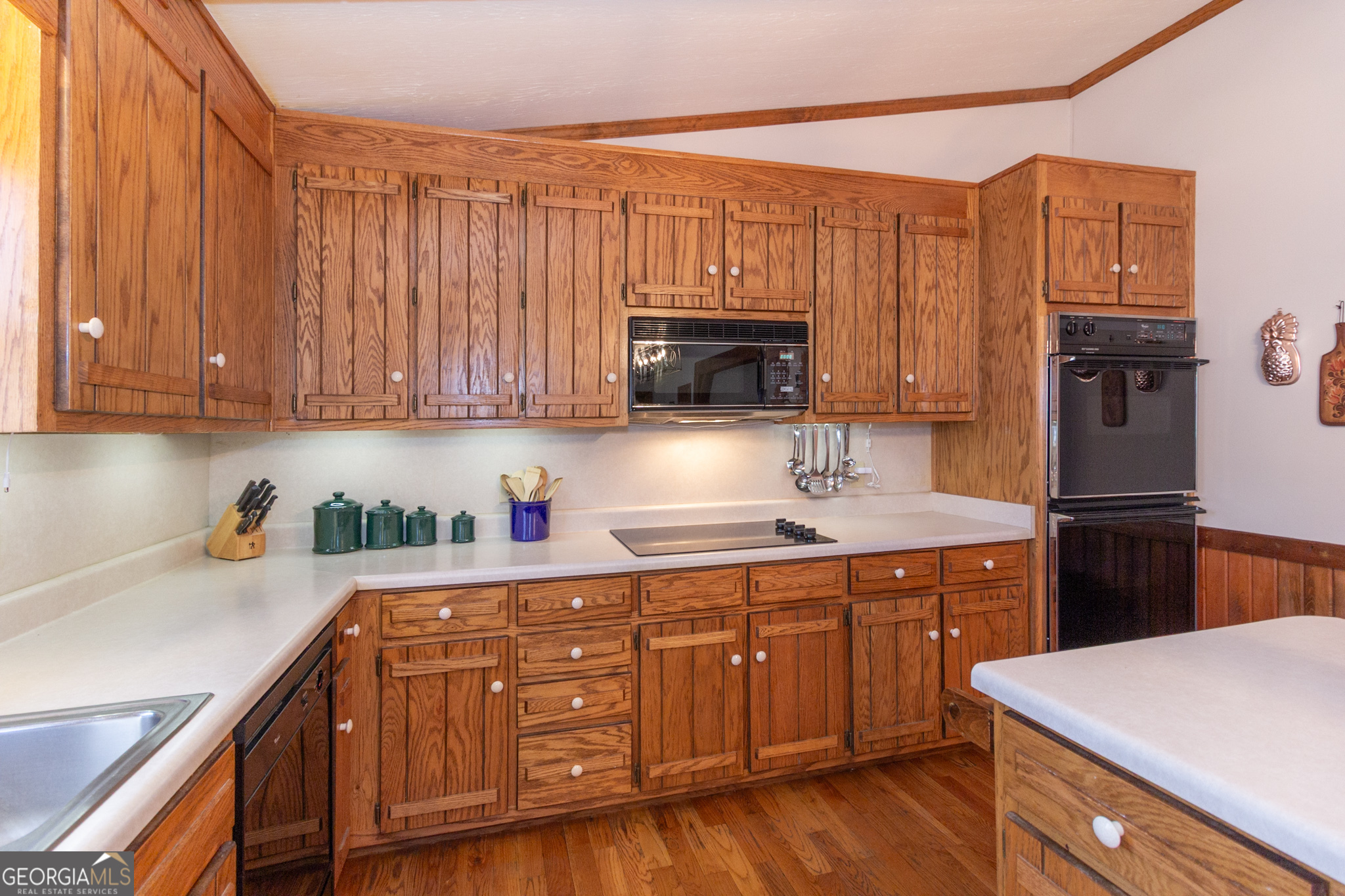 Fayetteville, Georgia 30215, United States, 5 Bedrooms Bedrooms, ,3 BathroomsBathrooms,Residential,Active,94833