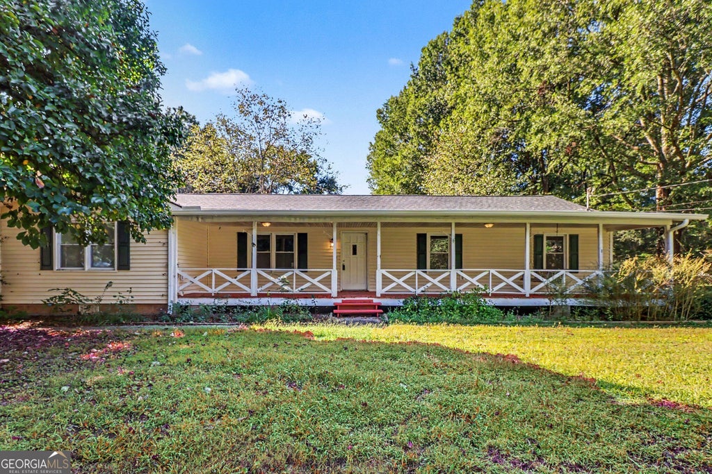 Photo of 30 Patton Street, Cartersville, GA 30120 (MLS # 10847721)
