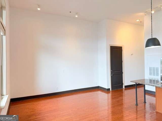 1195 Milton TER SE 4407